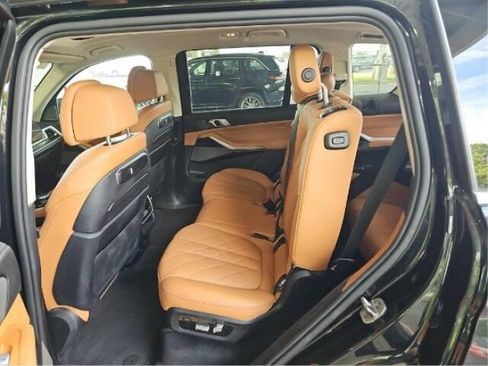 Used 2024 BMW X7 xDrive40i w/ Executive Package AWD/4WD image 14