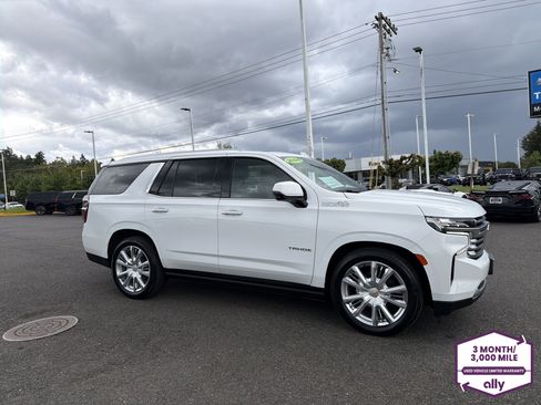 Used 2024 Chevrolet Tahoe High Country AWD/4WD image 6