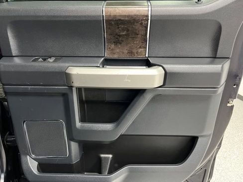 Used 2022 Ford F350 Lariat w/ Tremor Off-Road Package image 46