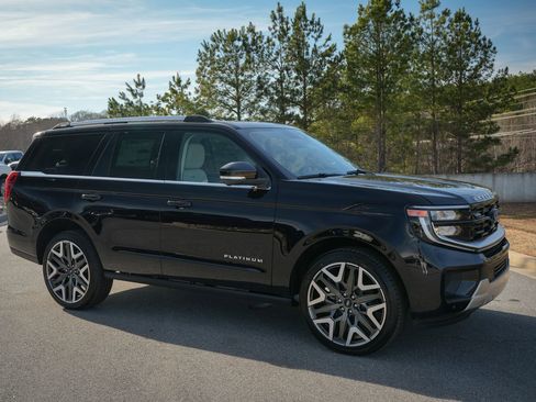 New 2026 Ford Expedition Platinum w/ Platinum Ultimate Package AWD/4WD image 18