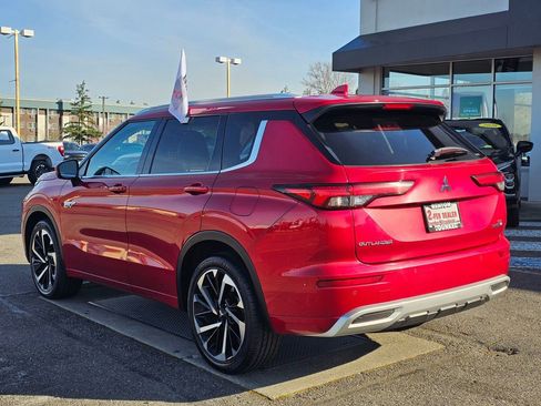 Used 2024 Mitsubishi Outlander SEL AWD/4WD image 7