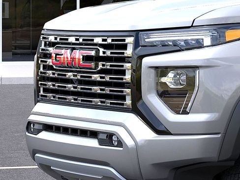 New 2026 GMC Canyon Denali AWD/4WD image 13