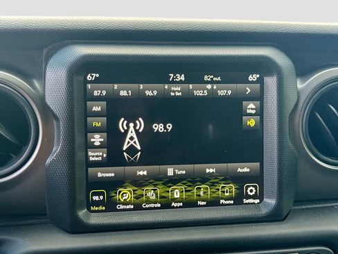 Used 2023 Jeep Wrangler Unlimited w/ Cold Weather Group AWD/4WD image 16