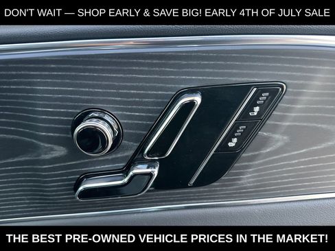 Used 2024 Cadillac Lyriq Luxury RWD image 22