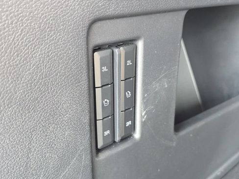 Used 2024 Ford Expedition XLT RWD image 14