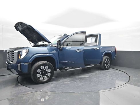 Used 2024 GMC Sierra 2500 Denali w/ Denali Reserve Package image 45