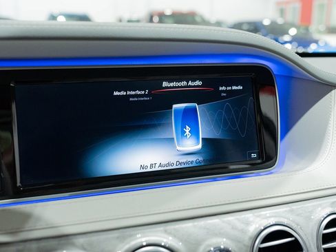 Used 2017 Mercedes-Benz S 550 4MATIC Sedan image 49