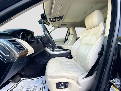 Used 2016 Land Rover Range Rover Sport HSE image 23