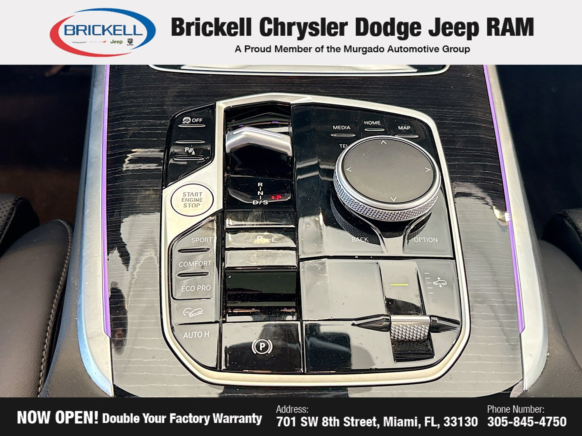 Used 2025 BMW X7 xDrive40i w/ M Sport Package AWD/4WD image 32