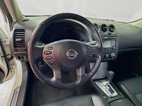 Used 2012 Nissan Altima 2.5 SL w/ 2.5SL Pkg FWD image 11