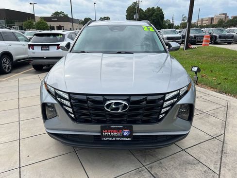 Used 2022 Hyundai Tucson SEL w/ Cargo Package FWD image 2