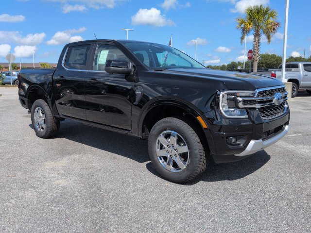New 2026 Ford Ranger Lariat RWD image 2