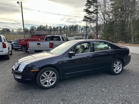 Used 2007 Ford Fusion SEL image 2