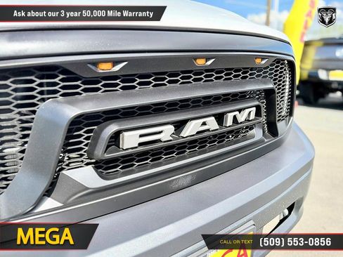 Used 2017 RAM 1500 4x4 Crew Cab image 23