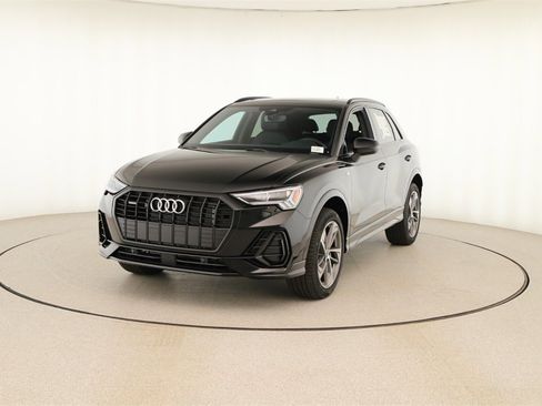 New 2025 Audi Q3 2.0T Premium image 12