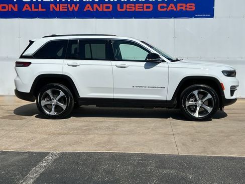 Used 2022 Jeep Grand Cherokee Limited 4xe image 52