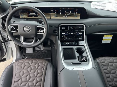 New 2026 Nissan Armada Platinum image 8