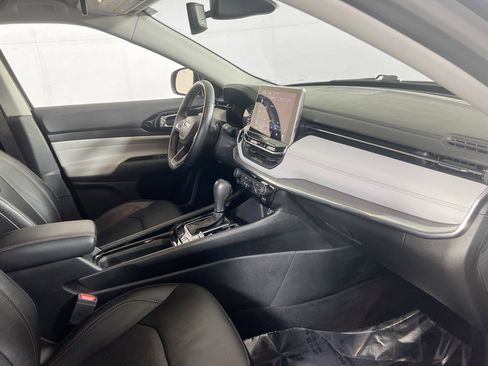 Used 2022 Jeep Compass Limited image 27