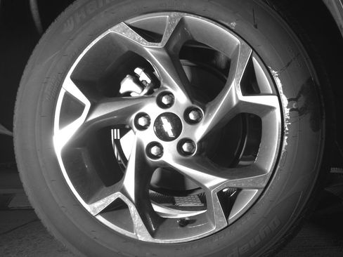 Used 2025 Chevrolet Trax LT FWD image 15