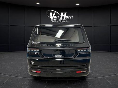 Used 2024 Jeep Grand Wagoneer Series III w/ Rear Seat Video Group 1 image 6