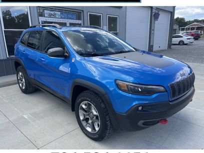 Used 2019 Jeep Cherokee Trailhawk w/ Cold Weather Group