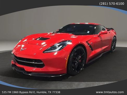 Used 2017 Chevrolet Corvette Stingray Coupe w/ 2LT Preferred Equipment Group RWD image 2