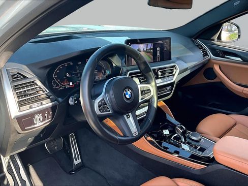 Used 2023 BMW X4 xDrive30i w/ M Sport Package AWD/4WD image 18