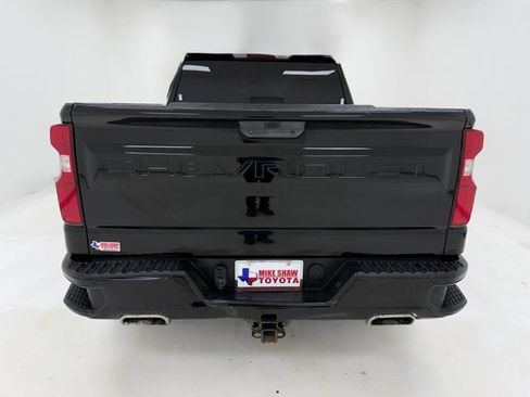 Used 2019 Chevrolet Silverado 1500 Custom w/ Custom Convenience Package AWD/4WD image 39