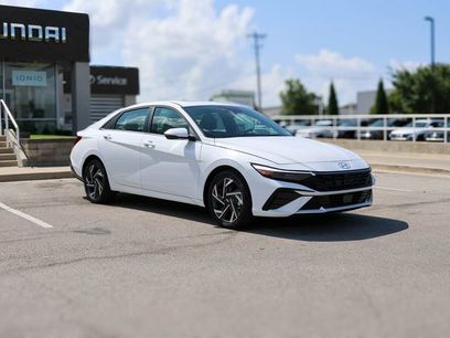 New 2025 Hyundai Elantra Limited