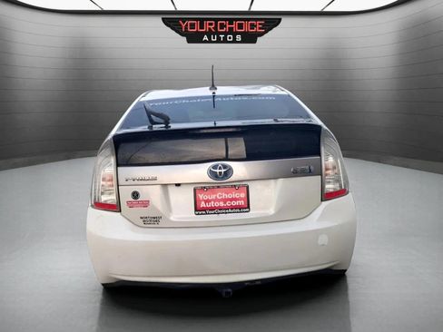 Used 2013 Toyota Prius Prime Advanced image 4