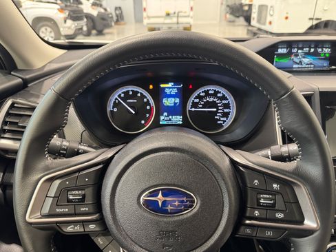 Used 2024 Subaru Forester Premium AWD/4WD image 17