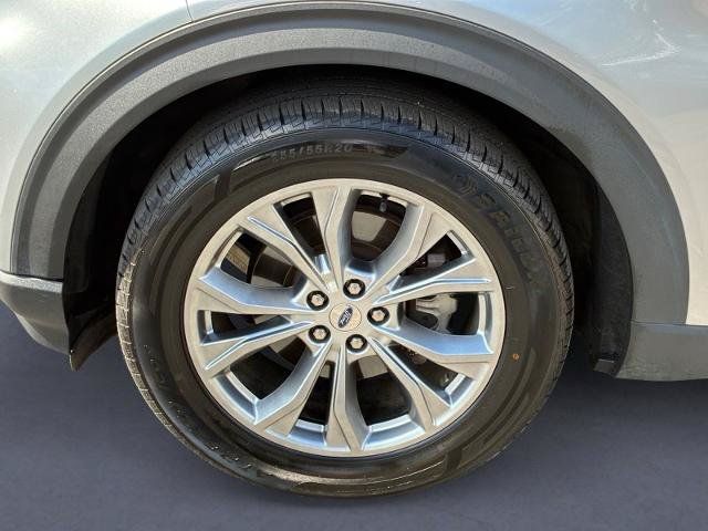 Certified 2021 Ford Explorer XLT w/ Equipment Group 202A RWD image 9