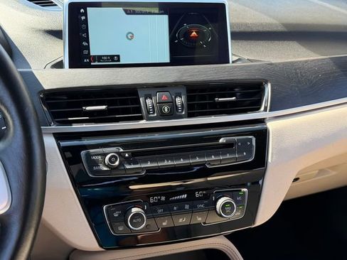 Used 2019 BMW X1 xDrive28i w/ Convenience Package AWD/4WD image 18