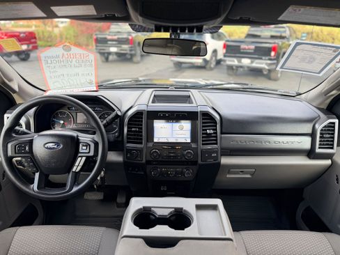 Used 2018 Ford F250 XLT w/ XLT Value Package image 18