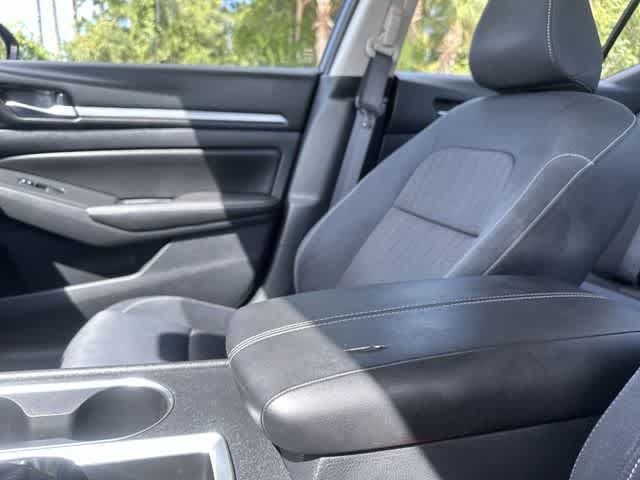 Used 2022 Nissan Altima 2.5 SV FWD image 29