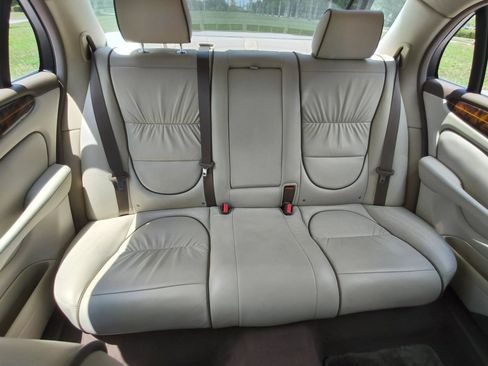 Used 2006 Jaguar XJ Vanden Plas RWD image 35