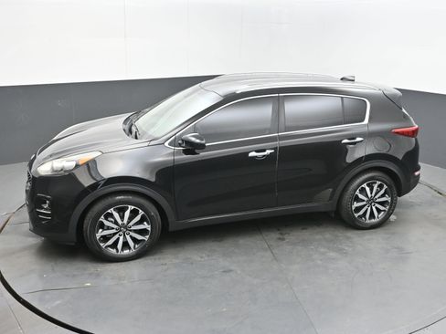 Used 2017 Kia Sportage EX image 32