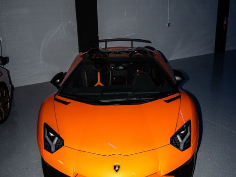 Used 2017 Lamborghini Aventador LP 750-4 Superveloce image 21