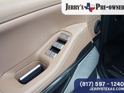 Used 2025 Lincoln Navigator L Black Label image 16