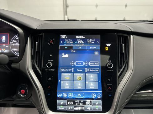 Certified 2025 Subaru Outback Onyx Edition image 31