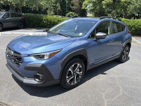 Used 2024 Subaru Crosstrek 2.0i Premium AWD/4WD image 3
