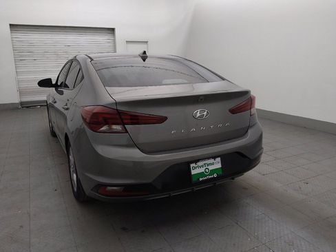 Used 2020 Hyundai Elantra SEL w/ Cargo Package (C1) FWD image 5