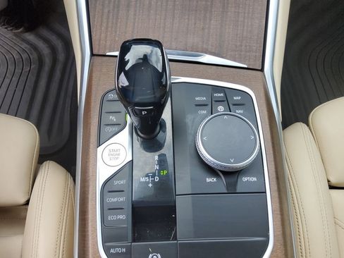 Used 2020 BMW 330i xDrive Sedan w/ Convenience Package AWD/4WD image 29