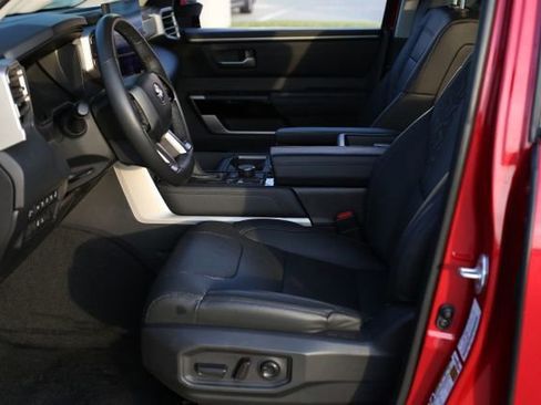 Used 2024 Toyota Tundra Limited image 8