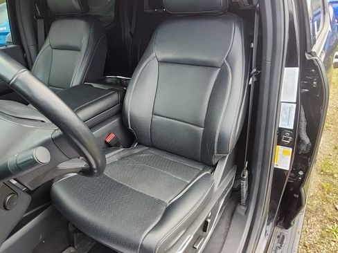 Used 2024 Ford F150 Lariat w/ Equipment Group 502A High AWD/4WD image 9