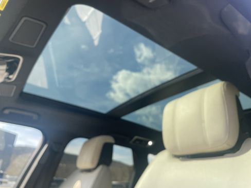 Used 2022 Land Rover Range Rover Sport HSE Silver Edition image 12