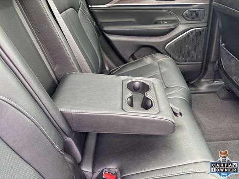 Used 2025 Jeep Grand Cherokee Overland w/ Adv Protech Group III AWD/4WD image 47