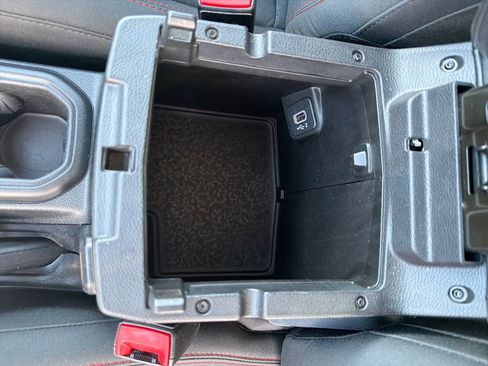 Used 2019 Jeep Wrangler Rubicon w/ LED Lighting Group image 25