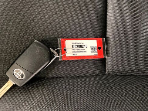 Certified 2023 Toyota Corolla LE image 30