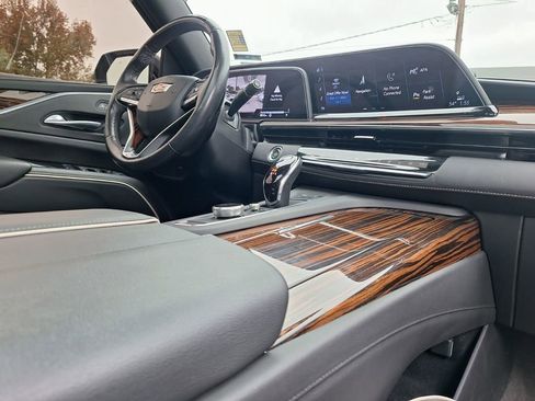 Certified 2023 Cadillac Escalade Premium Luxury image 29